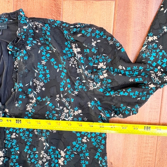 Tamara H. Black Ruffle Floral Blouse Size I/9 - Picture 8 of 13